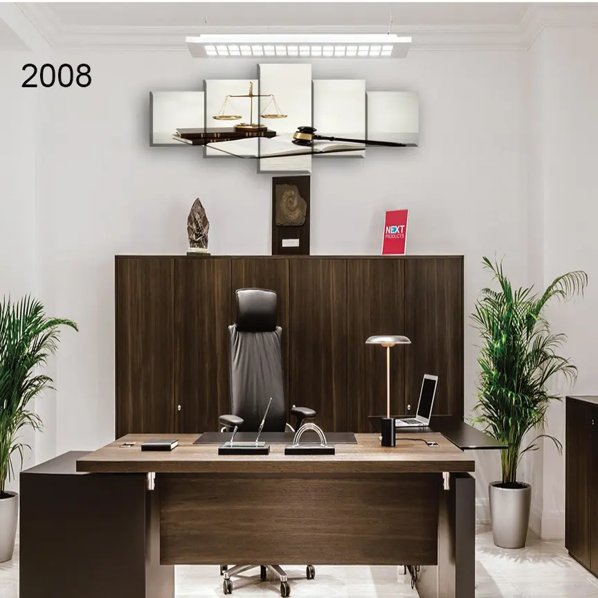 2008:لوحة القانون من خمس اطارات