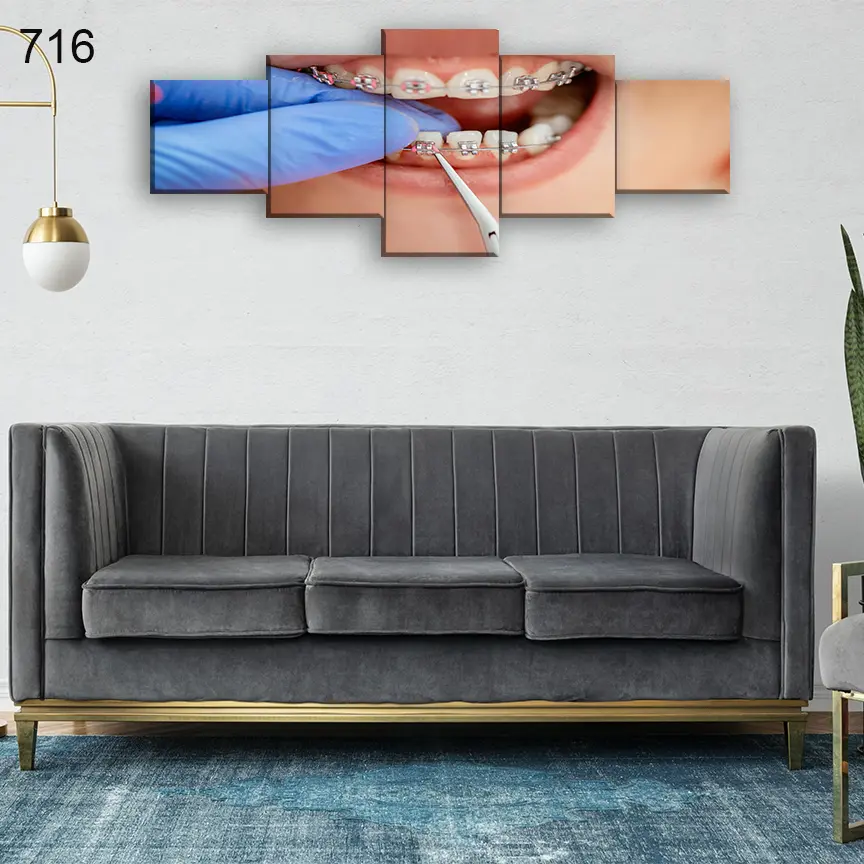 716:لوحة عيادة الأسنان من خمس اطارات