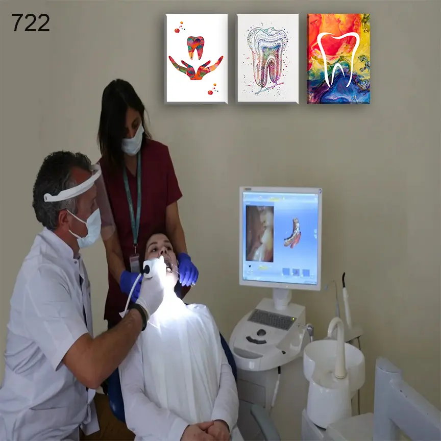 722:لوحة عيادة الأسنان من اربع اطارات